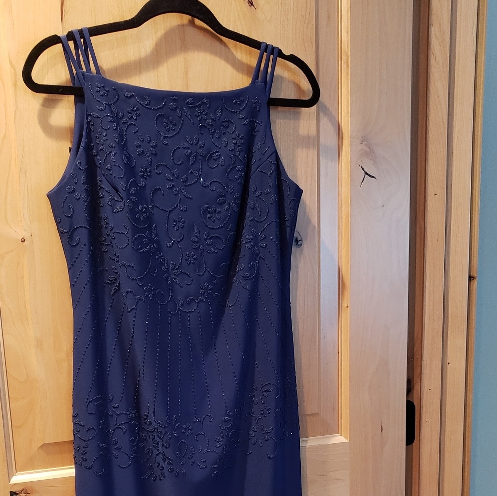 Sleeveless long dress
